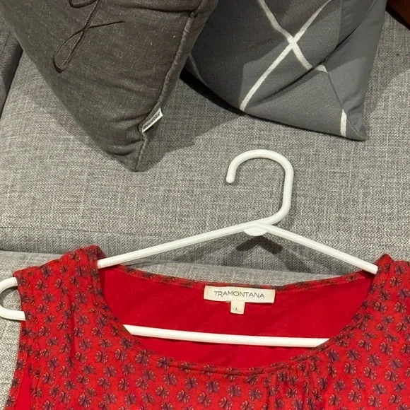 Chic Red Patterned Maxi Dress - Picture 2 of 2